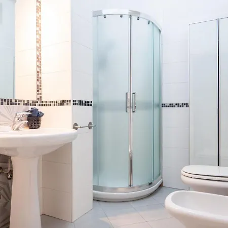 The Best Rent - Lovely One-bedroom In Isola District Lejlighed *
